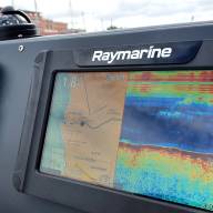 Element 7 HV - 7" екран, ехолот CHIRP, 3D HyperVision, Wi-Fi, GPS, датчик на транець HV-100+ - Element 7 HV - 7" екран, ехолот CHIRP, 3D HyperVision, Wi-Fi, GPS, датчик на транець HV-100+